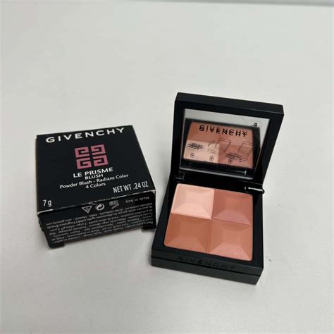 Givenchy Le Prisme Blush In Aficionado Peach 